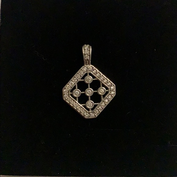 14k white gold and diamond pendant